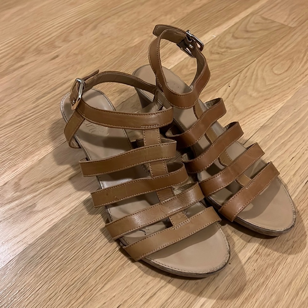 Women’s Sandels